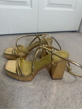 Marc Fisher Gold Metallic Wrap Strap Platform Heels Sandals Women’s Size 8.5M